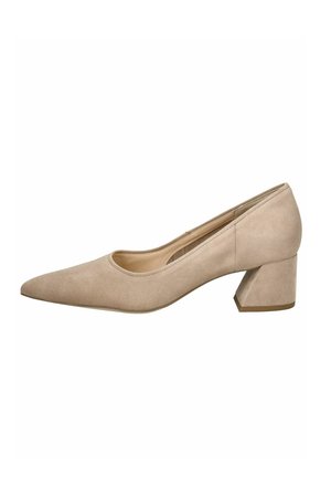 Pompe en suède beige avec un bout pointu et un talon bloc. Texture lisse et design simple, avec une ouverture basse à l'avant.