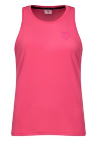 Světlý růžový bezrukávový sportovní top s kulatým výstřihem a malým embosovaným logem na levé horní části hrudníku.