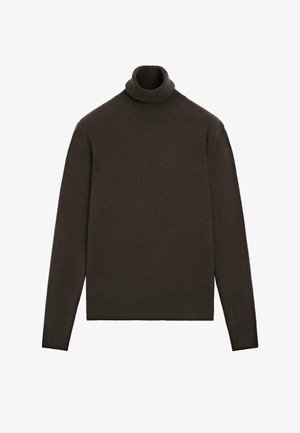 Mørkebrun langærmet turtleneck sweater med ribbede krave, manchetter og kant, vist fladt på en hvid baggrund.