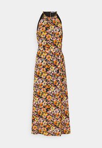 Vestido maxi floral con fondo negro y flores rosas, amarillas y naranjas, escote halter y cintura fruncida, confeccionado en tela ligera.