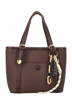 Bruine gestructureerde handtas met dubbele handvatten, voorvak met knoop en decoratieve beige en zwarte schakels en wit gestreepte touwhanger.