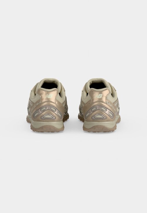 New Balance U204L UNISEX - Trainers - timberwolf/light gold-coloured metallic — photo 4