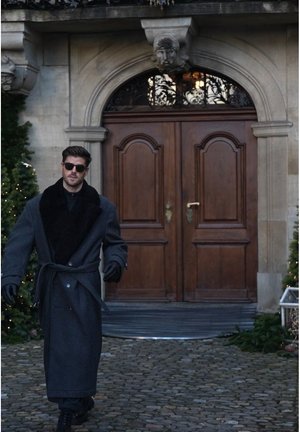 ZOVOZ ZOVOZ KEVIN LÜTOLF ZRH SONNEBRILLE - Occhiali da sole - schwarz