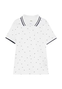 Witte polo shirt met een fijn patroon van marineblauwe strikjes, contrasterende marineblauwe strepen op de kraag en mouwen, en een twee-knopensluiting.