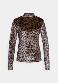 Top a maniche lunghe con stampa leopardata in tessuto lucido marrone e nero, con colletto alto e design slim fit. Texture liscia, stile moderno.