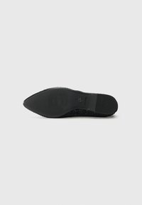 Tamaris Pahkluurihmadega baleriinad - black