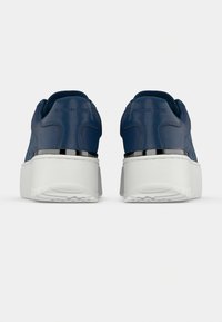 MICHAEL Michael Kors DOTTIE LACE UP - Športni copati - river blue