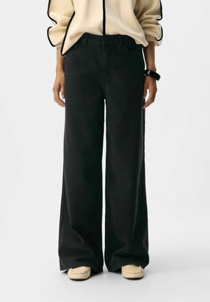 Wide leg - black