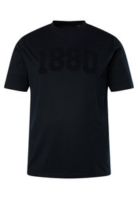Černé bavlněné tričko s výrazně vystaveným číslem "1880" z texturované látky. Krátké rukávy a kulatý výstřih.