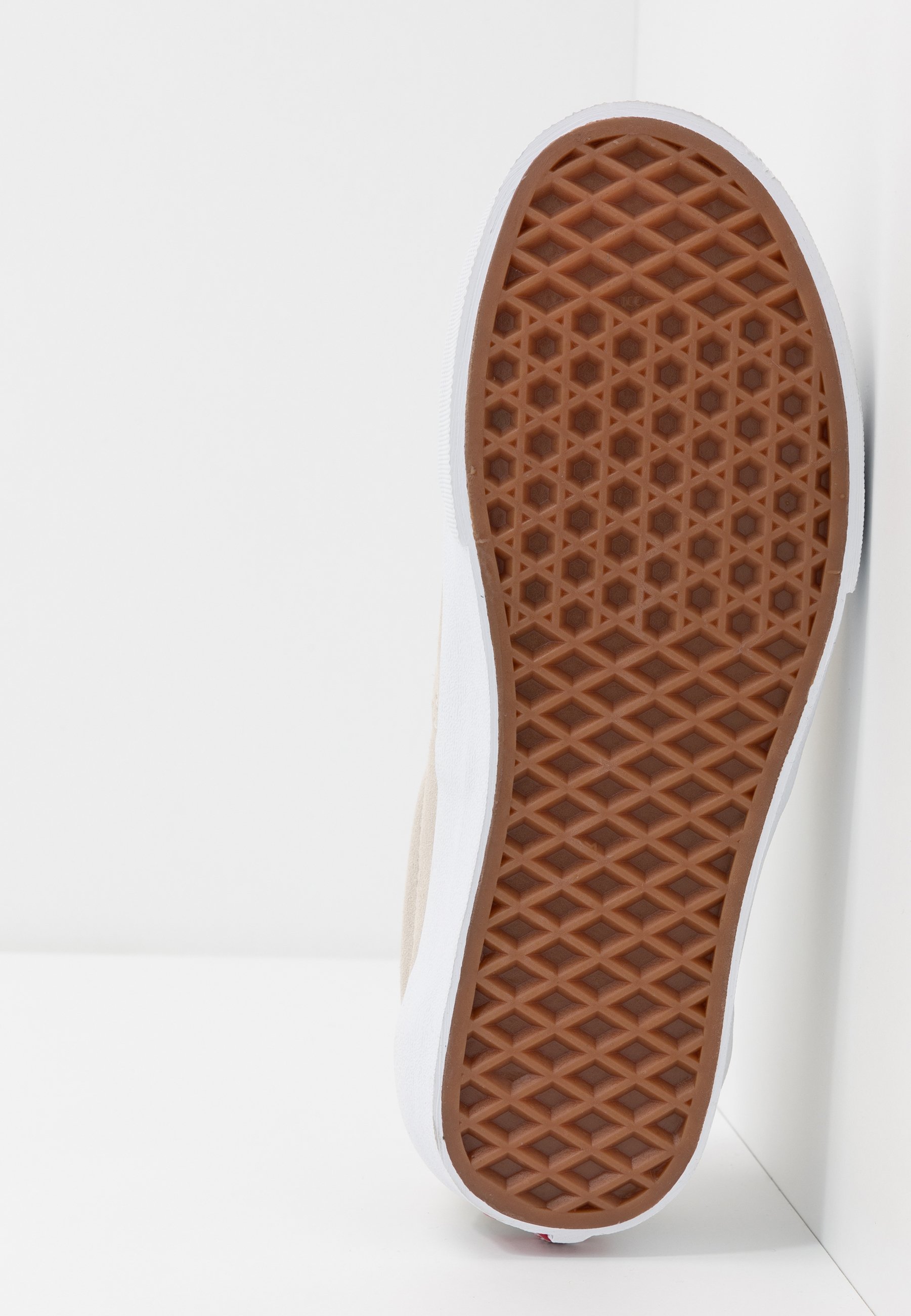 navy blue vans with gum sole