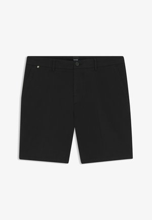 Zwarte, op maat gemaakte shorts met voorzakken, riemlussen, een knoop- en ritssluiting, en een klein merkje in het midden van de tailleband.