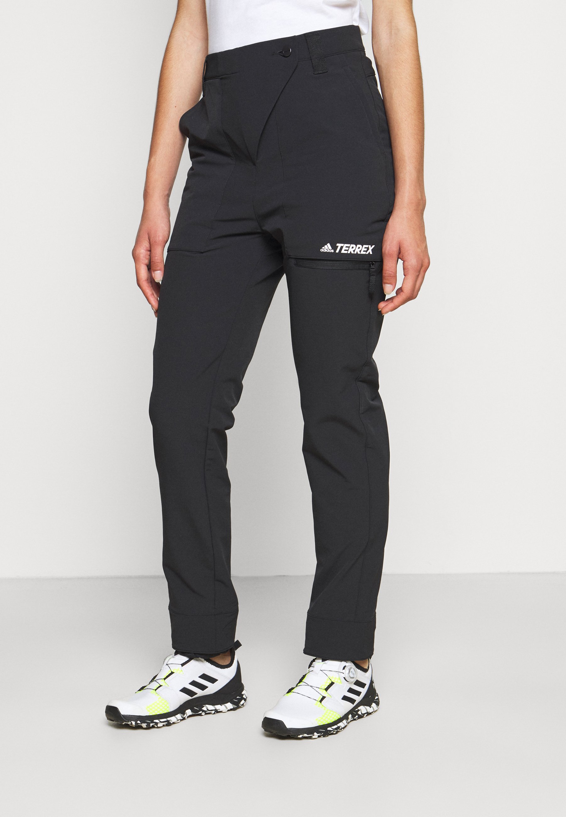 zenon softshell pants women