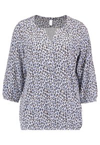 Bluse mit Leopardenmuster in Hellblau, Braun und Schwarz. V-Ausschnitt, 3/4-Ärmel, weicher Stoff, geraffte Details an den Bündchen.