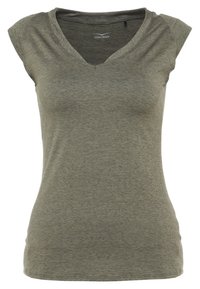 Zielona, dopasowana koszulka typu V-neck z krótkimi rękawami. Wykonana z miękkiego, teksturowanego materiału. Posiada metkę z logo wewnątrz dekoltu.