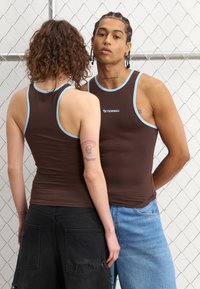 YOURTURN UNISEX - Top - dark brown