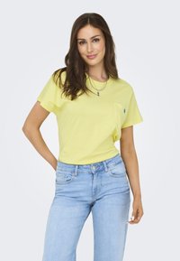 ONLY - ONLPETREA LIFE SUMMER TOP - T-shirt basique - yellow iris Image miniature 1