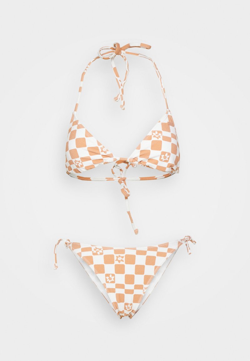 Costum de baie din două piese