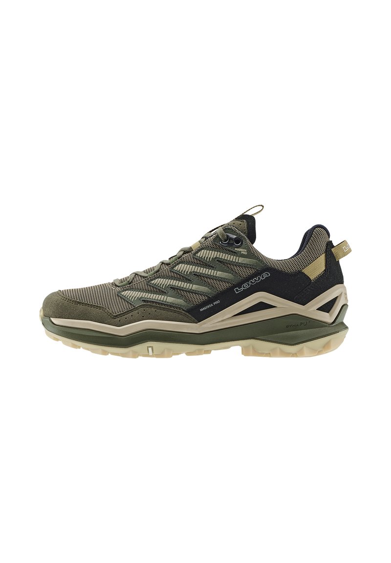 Scarpa da trekking verde e nera con tomaia in rete e suede, design testurizzato, punta rinforzata e suola ammortizzata per aderenza e stabilità.