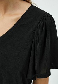 Desires BOB FLOUNCE - Trükipildiga T-särk - black