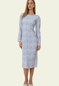 Non selezionato, soft blue blossom