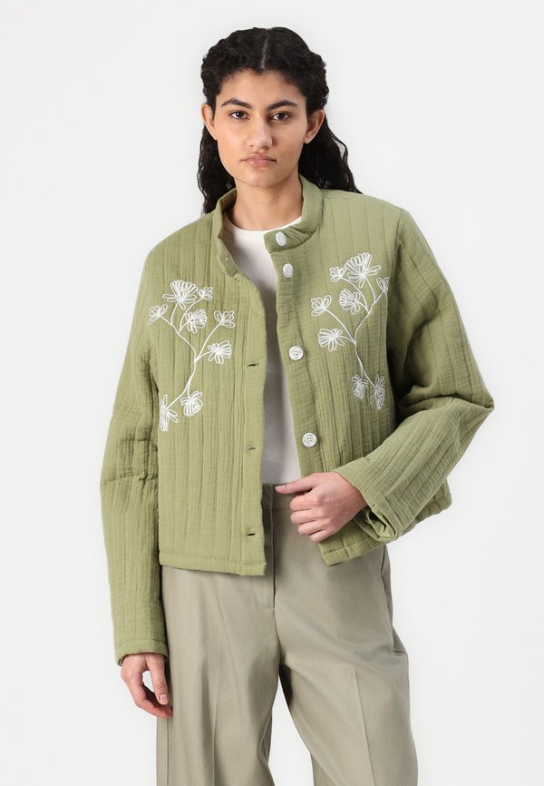 ONLAURA LIGHT QUILTED JACKET - Light jacket - sage2