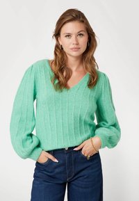 Guess - Sweter