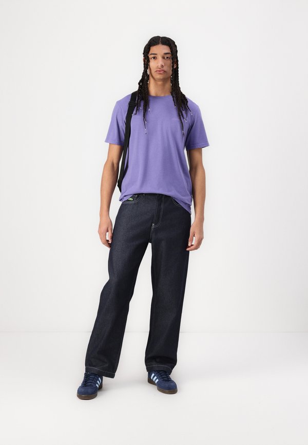 POCKET PIGMENT  - Basic T-shirt - purple2