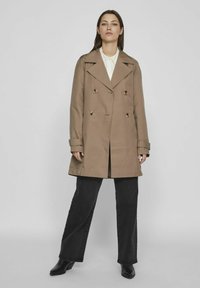 VILA TAILLENGÜRTEL - Šineļveida mētelis - walnut