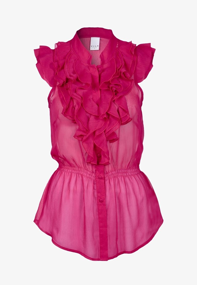 Blouse sans manches fuchsia avec un devant à volants superposés, un éclat subtil, fermeture à boutons et taille élastiquée pour un effet froncé.