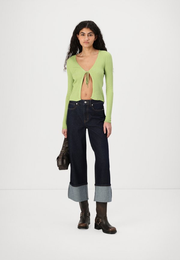 ONLMILA V NECK  - Cardigan2