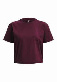 Vinröd kortärmad t-shirt i ett mjukt, slätt tyg med rund halsringning och rak fåll. Har en liten logga på nedre sidan.