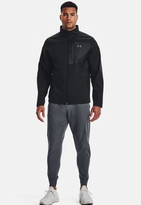 Under Armour SHIELD JACKET - Veste softshell - black