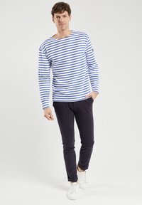Armor lux LOCTUDY MARINIÈRE - Langærmet T-shirt - blanc   etoile