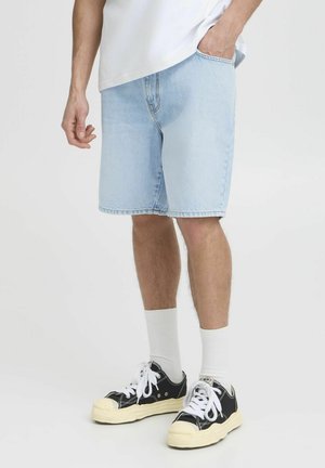SDRYAN REGULAR FIT - Denim shorts - light blue denim
