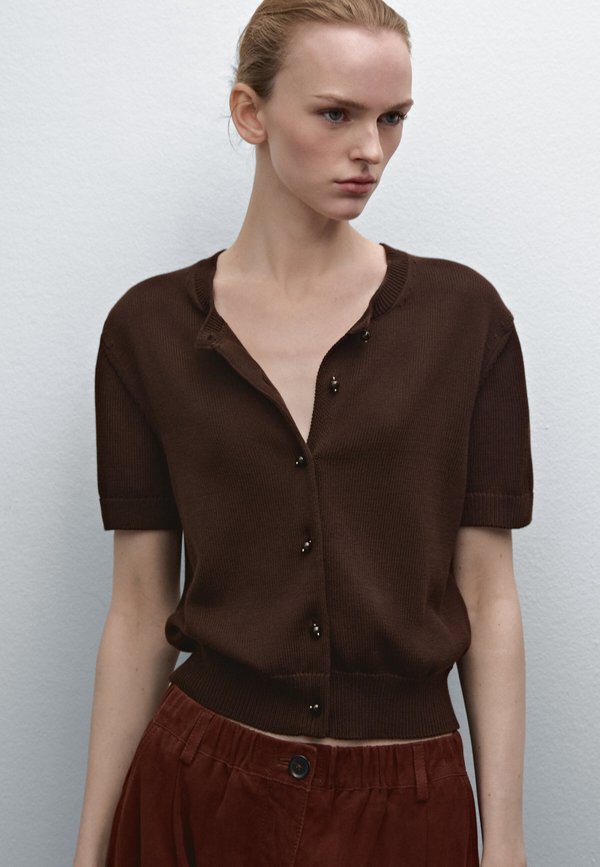 WITH BUTTON DETAIL - Cardigan