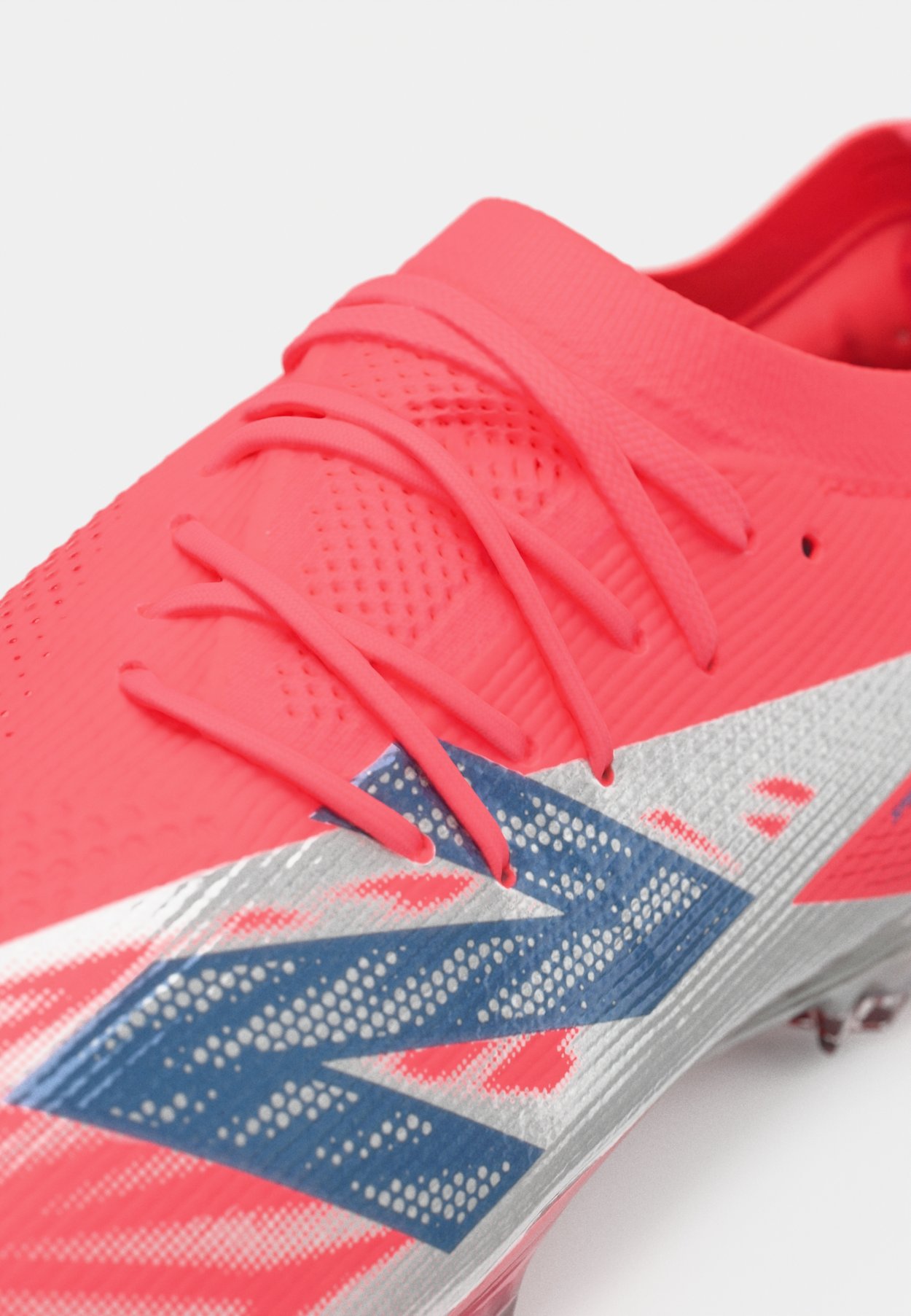 FURON V8 ELITE FG