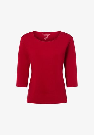 Rotes Oberteil mit drei Viertelärmeln aus hochwertiger Baumwolle. Es hat einen runden Ausschnitt und eine normale Passform, mit einer glatten, gleichmäßigen Textur.
