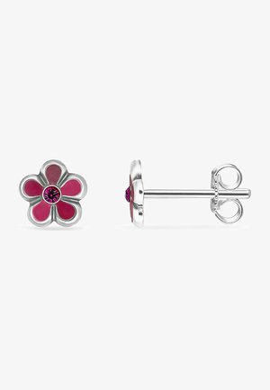 Orecchini a perno a forma di fiore rosa con una gemma centrale rosa, bordatura in metallo argentato e petali in smalto lucido. Chiusura a perno rotonda per una vestibilità sicura.