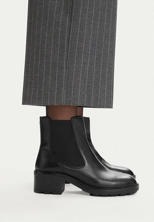 Lasocki, LASOCKI ANKLE BOOTS WOMEN'S BLACK 5907964294078 - Plateaustøvletter - black