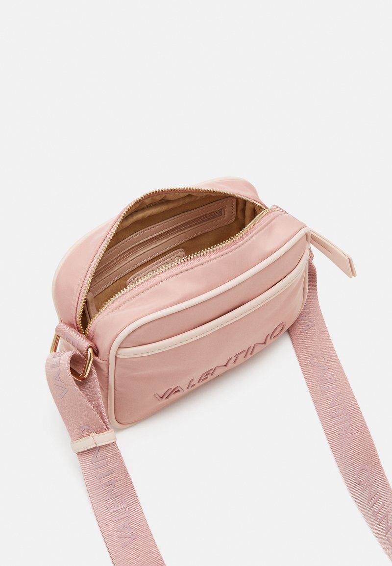 Damen Handtaschen | Valentino Bags PAMPERO Umhängetasche cipria/pink - DP18971 Damen Handtaschen | Valentino Bags PAMPERO Umhängetasche cipria/pink - DP18971