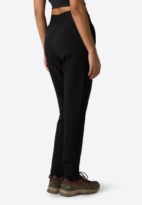 The North Face W QUEST SOFTSHELL PANTS - Trousers - tnf black