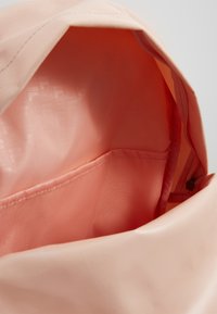 Fila NEW BACKPACK SCOOL TWO - Zaino - coral cloud
