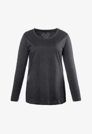 Koszulka z długim rękawem, wykonana z miękkiego, ciemnoszarego materiału. Posiada okrągły dekolt i subtelny detal w kształcie serca na wewnętrznej stronie kołnierza. Gładka tekstura.