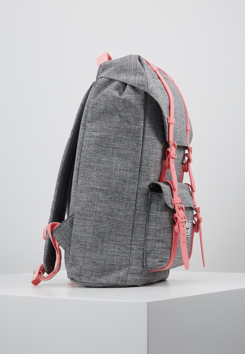 Herschel Little America Youth Rugzak Raven Crosshatch Flamingo Pink Meerkleurig Zalando Nl Herschel Little America Youth Rugzak Raven Crosshatch Flamingo Pink Meerkleurig Zalando Nl