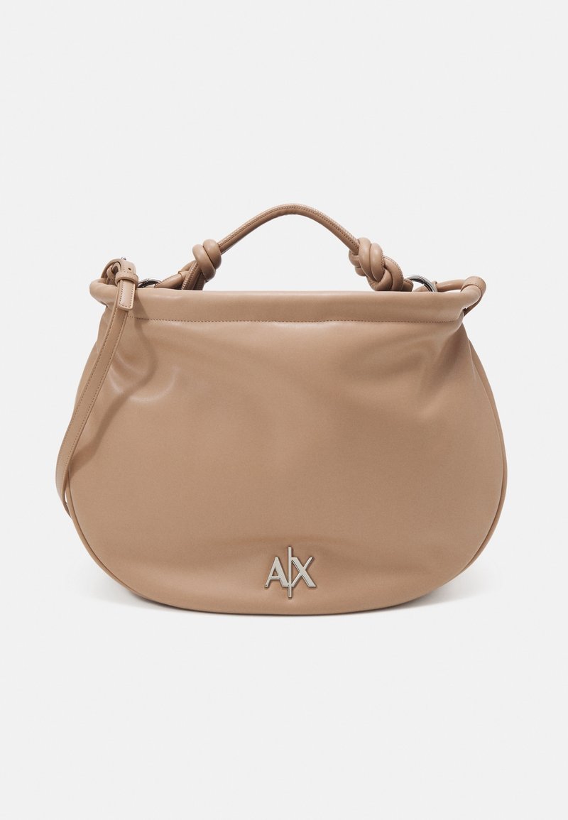 Sac à main en cuir beige avec poignée supérieure nouée, bandoulière détachable et logo argenté A|X au centre avant.