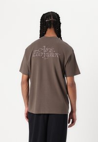 Nike Sportswear - TEE - Print T-shirt - ironstone Thumbnail Image 1