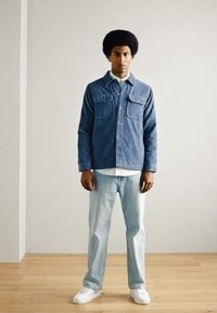 INDICODE JEANS Mezisezónní bunda  - china blue