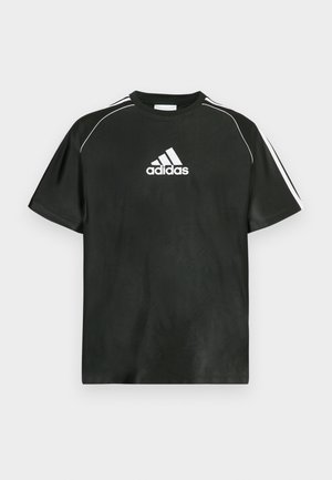 Musta lyhythihainen T-paita, jossa valkoinen Adidas-logo rinnassa ja valkoiset raidat harteilla. Valmistettu sileästä kankaasta, rento istuvuus.