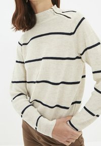 Trendyol Sweter