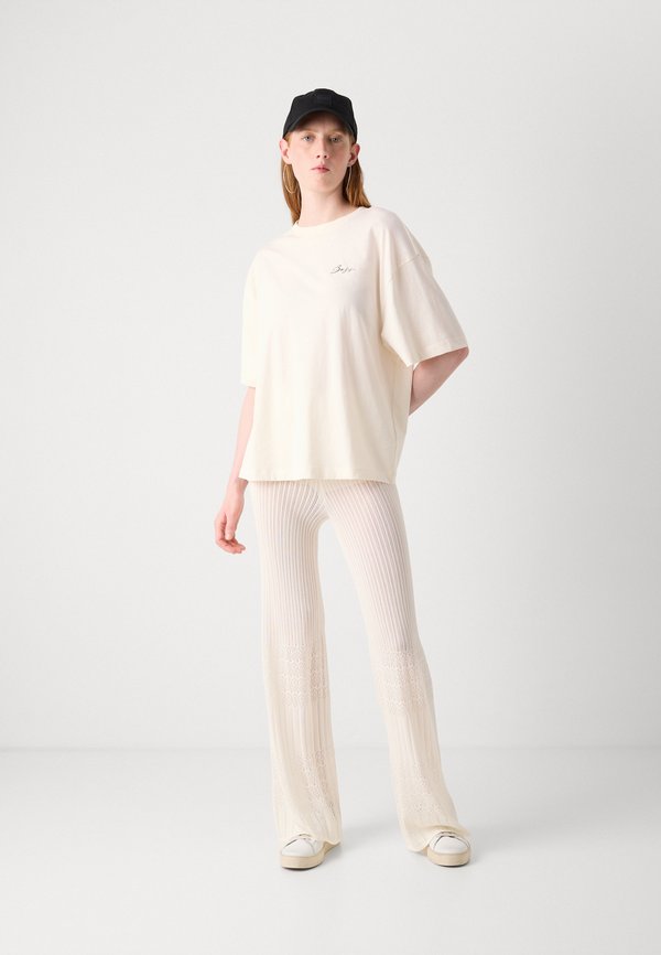 BOYFRIEND - Print T-shirt2